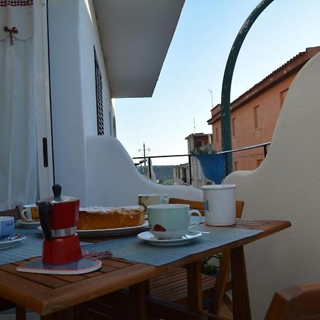 Casa Della Vespa Orosei Eksteriør billede