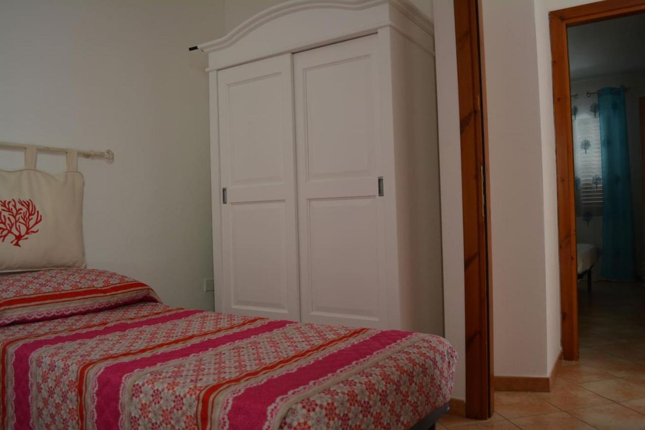 Casa Della Vespa Orosei Eksteriør billede
